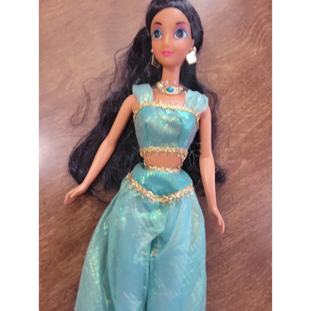 1994 Special Sparkles collection Jasmine Disney's Aladdin Barbie‎ Doll